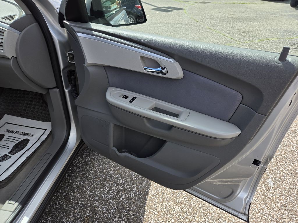 2012 Chevrolet Traverse Image 12