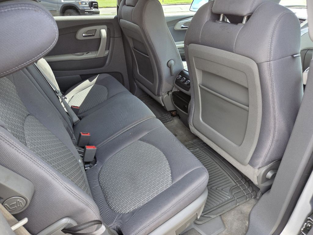 2012 Chevrolet Traverse Image 15