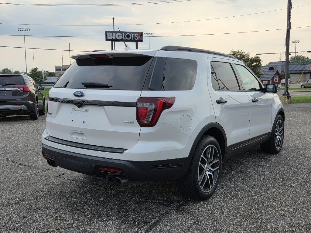 2018 Ford Explorer Image 5