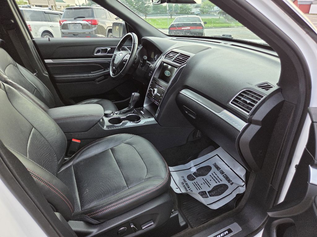 2018 Ford Explorer Image 13