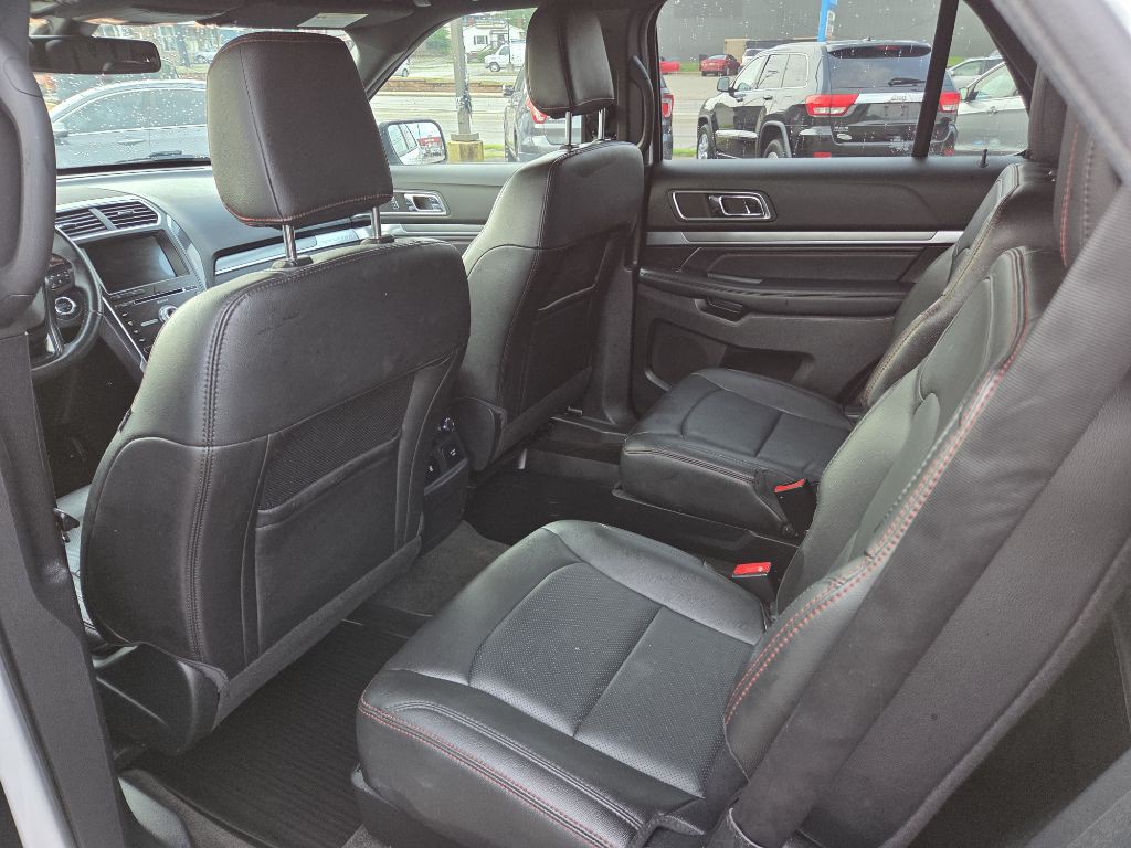2018 Ford Explorer Image 17