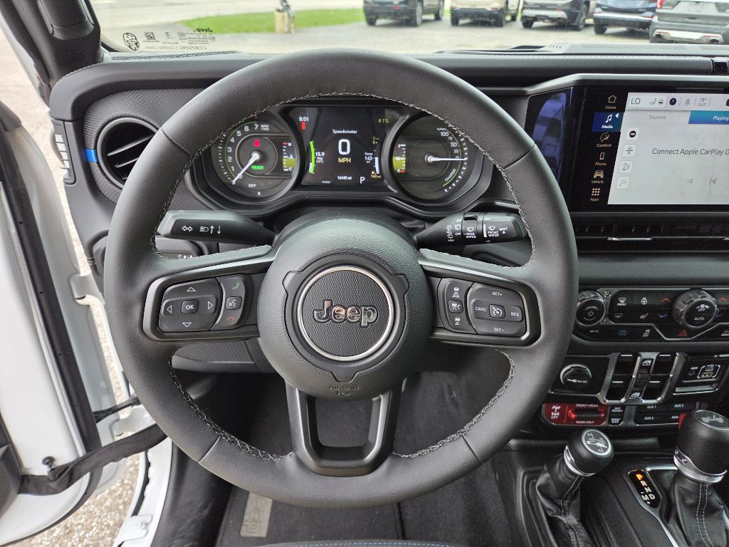 2025 Jeep Wrangler Image 12