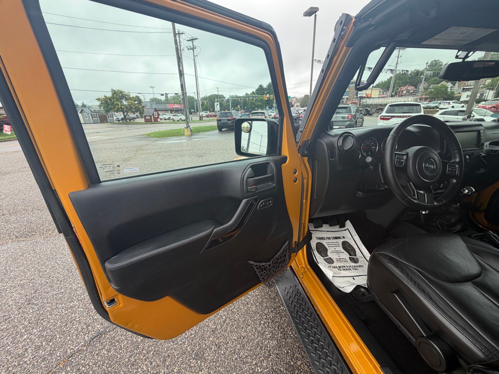 2014 Jeep Wrangler Unlimited Image 11