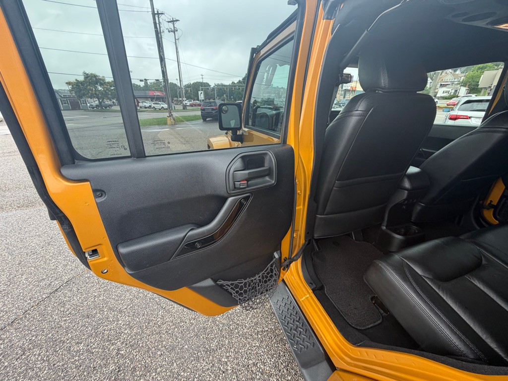 2014 Jeep Wrangler Unlimited Image 14