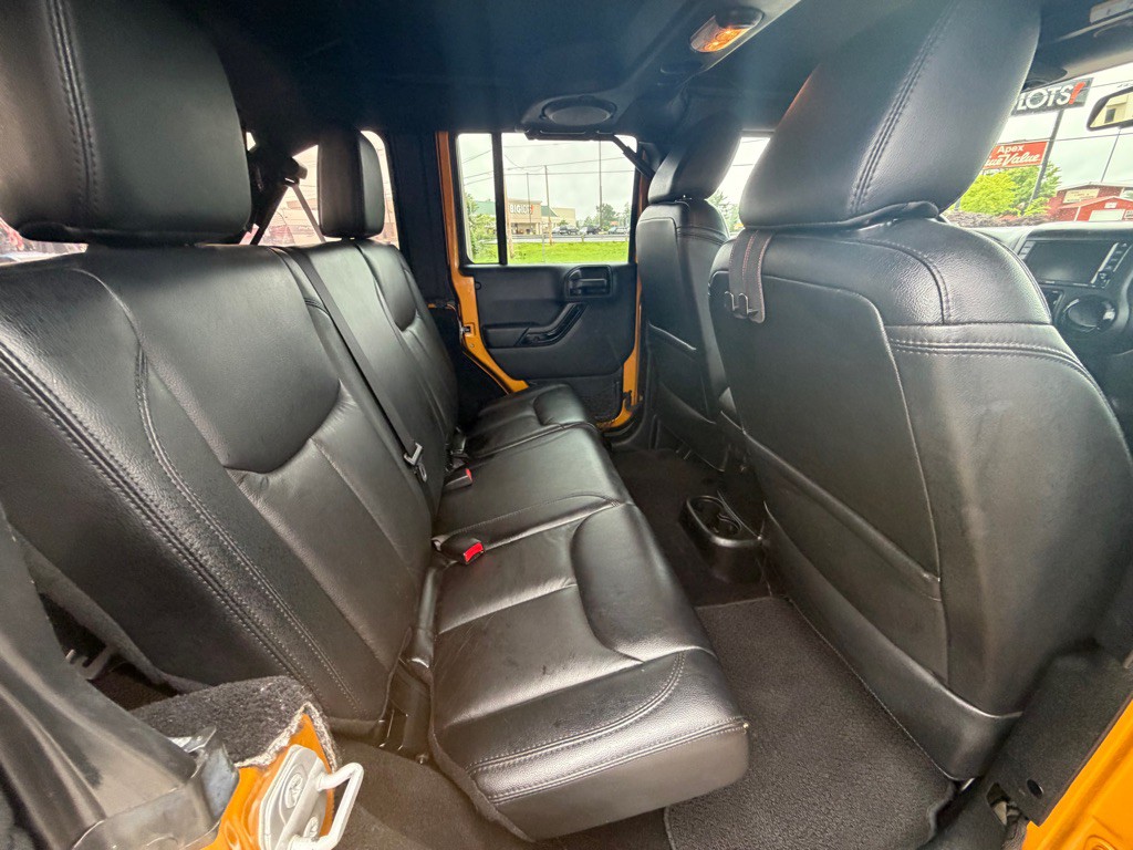 2014 Jeep Wrangler Unlimited Image 16