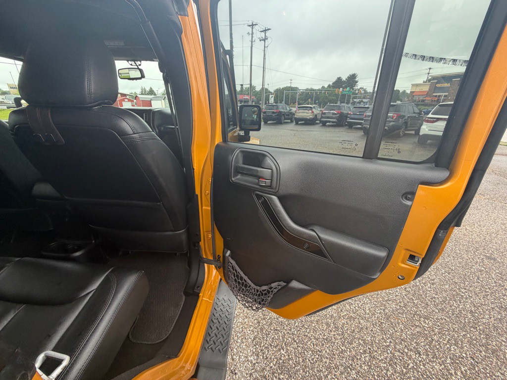 2014 Jeep Wrangler Unlimited Image 17