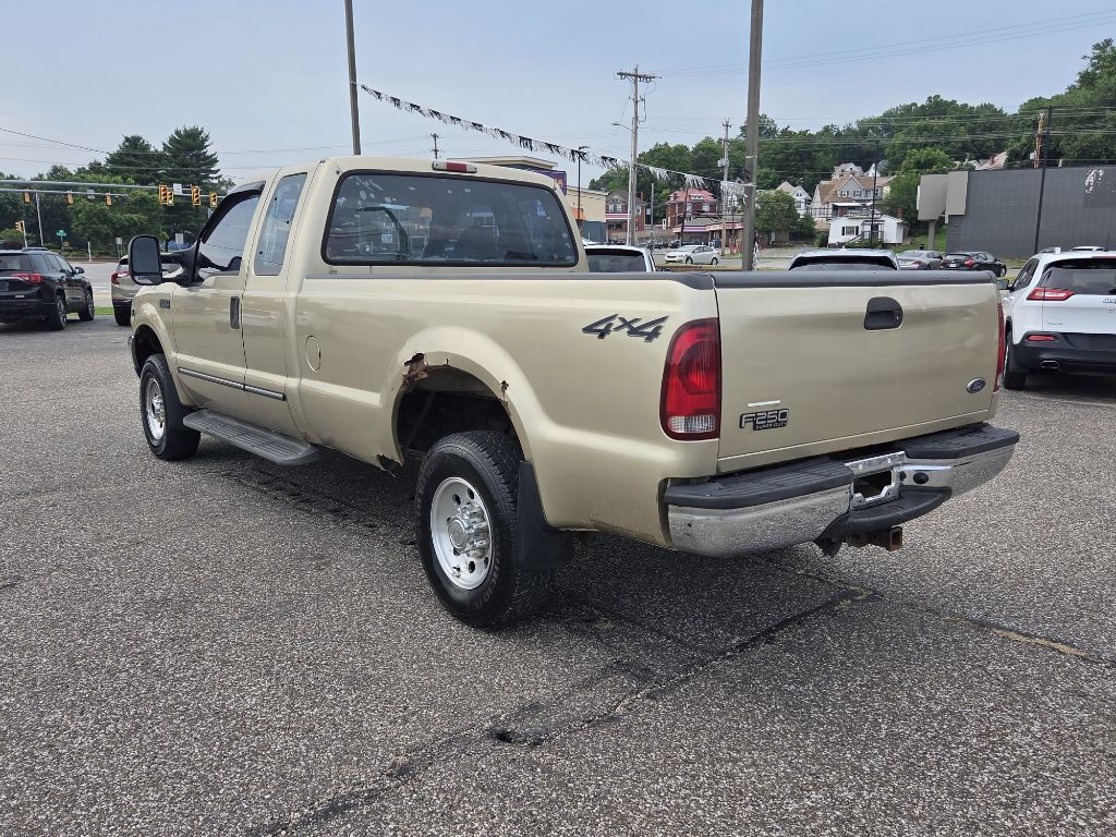 2000 Ford F-250 Image 8