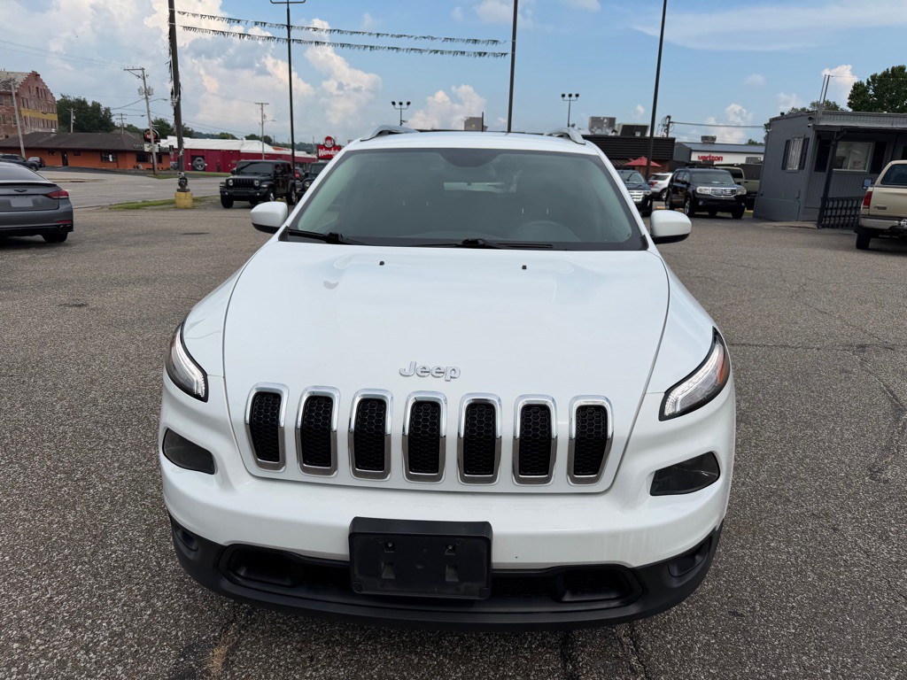 2017 Jeep Cherokee Image 4