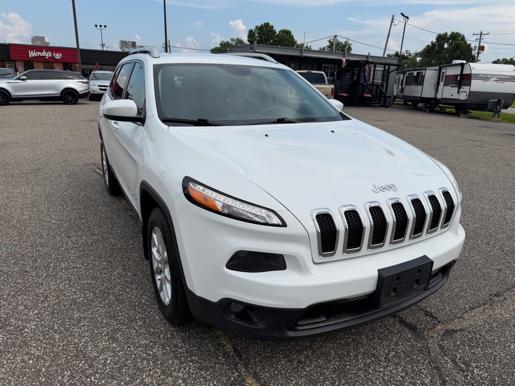 2017 Jeep Cherokee Image 5