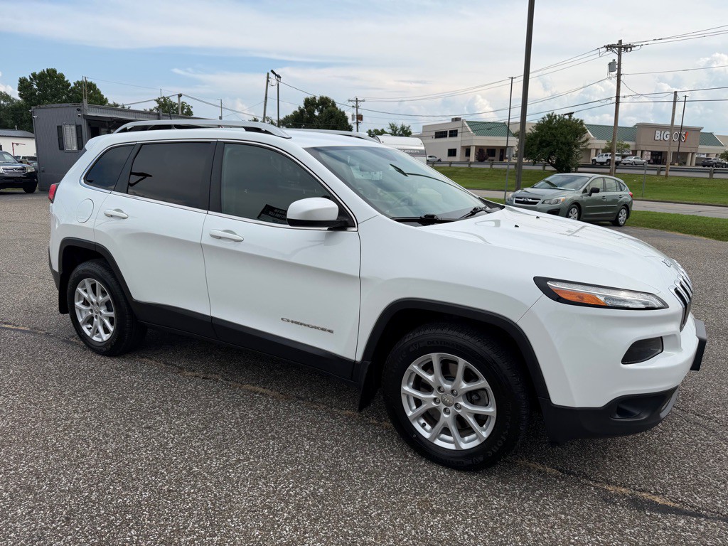 2017 Jeep Cherokee Image 7