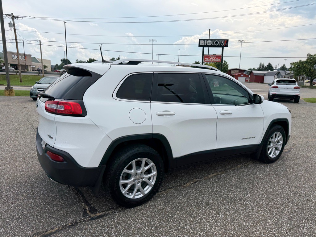2017 Jeep Cherokee Image 9