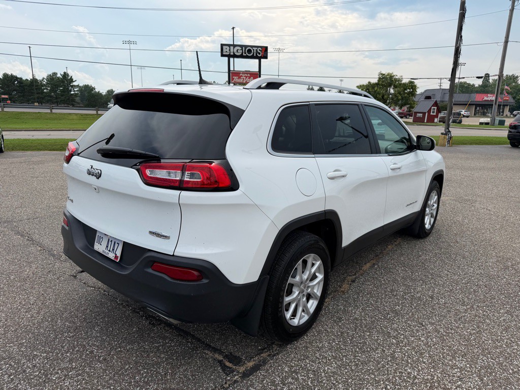 2017 Jeep Cherokee Image 21