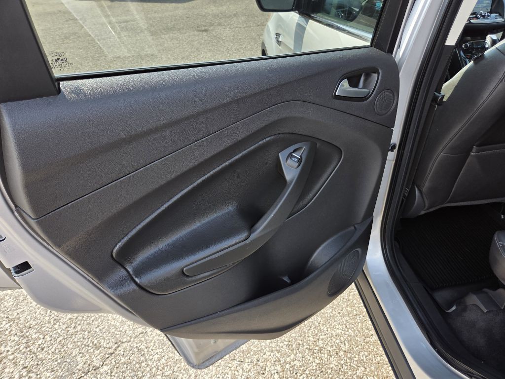 2016 Ford Escape Image 16