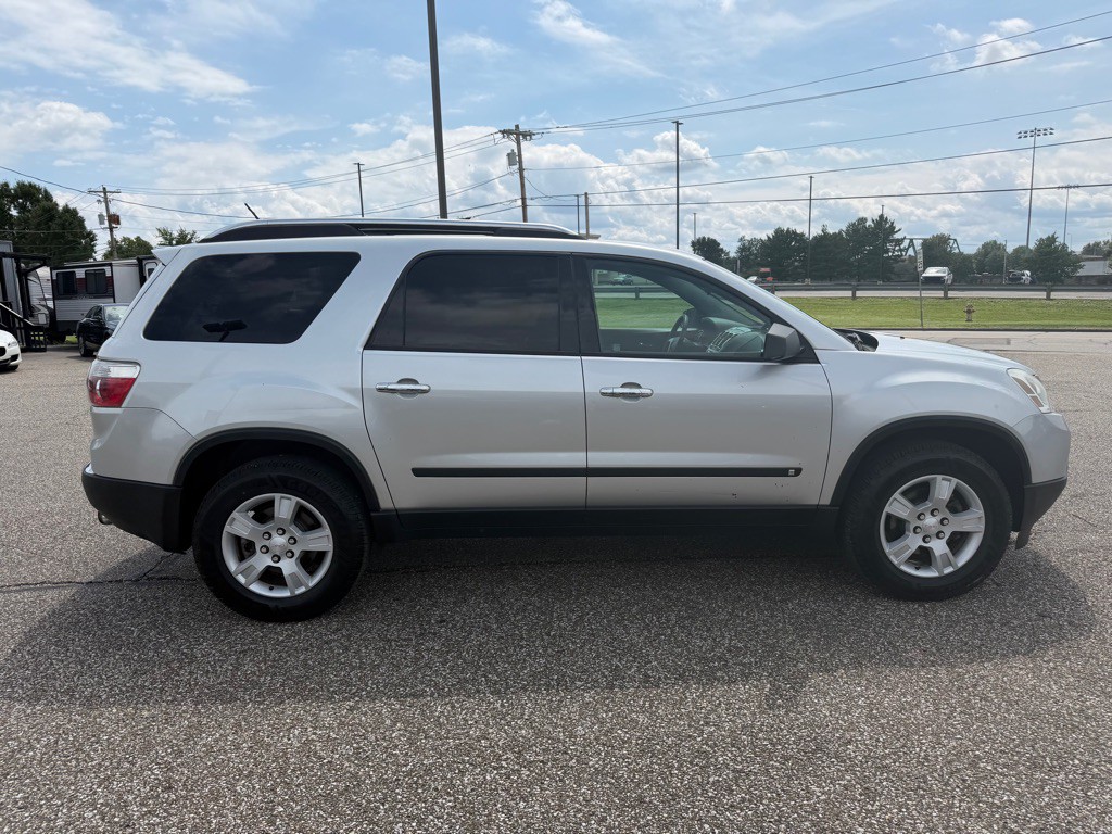 2010 GMC Acadia Image 7