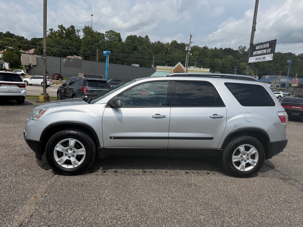 2010 GMC Acadia Image 11