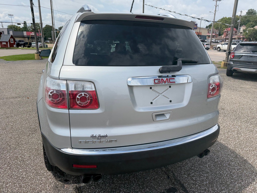 2010 GMC Acadia Image 21