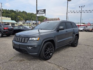 Image for 2017 Jeep Grand Cherokee Laredo ID: 7647055