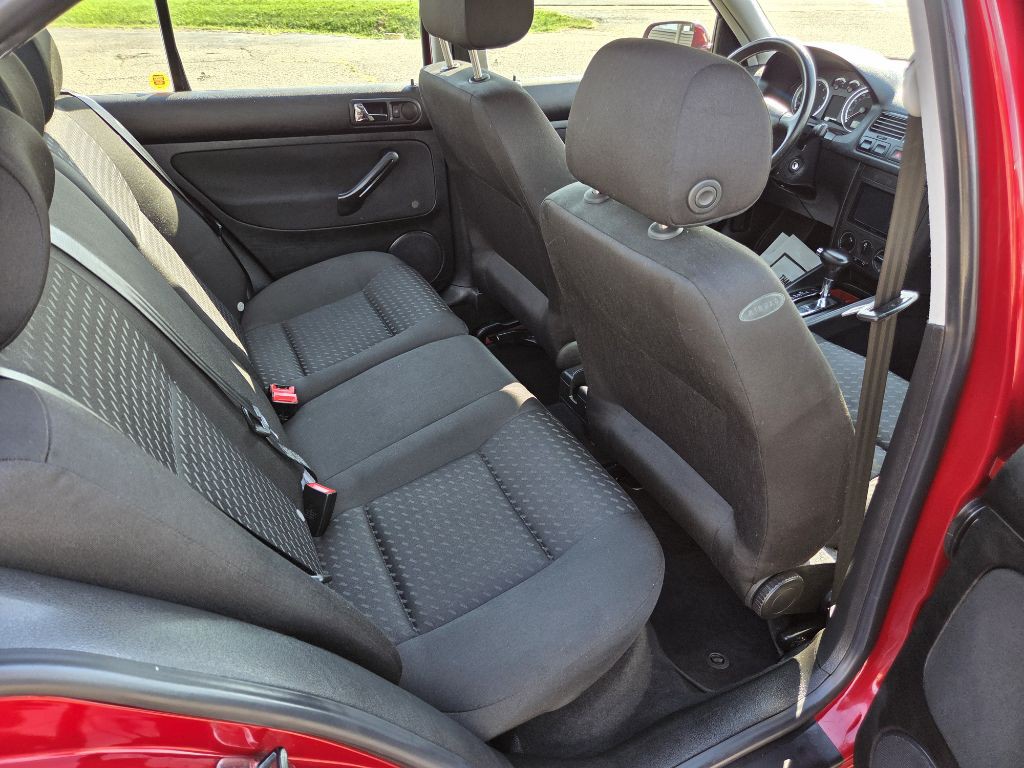 2004 Volkswagen Jetta Image 15