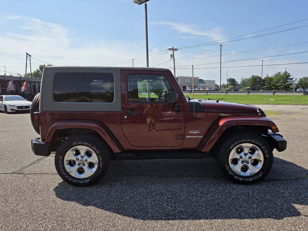 2010 Jeep Wrangler Image 4