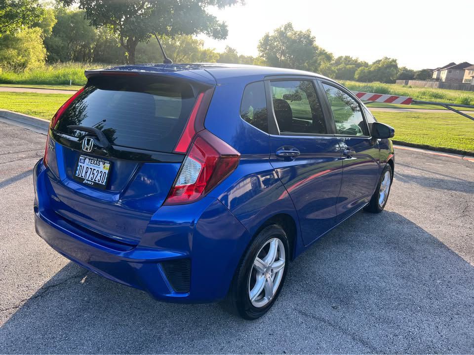 2015 Honda Fit Image 4