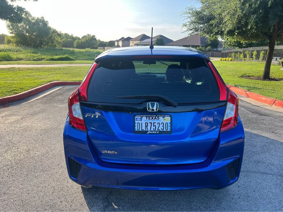 2015 Honda Fit Image 5
