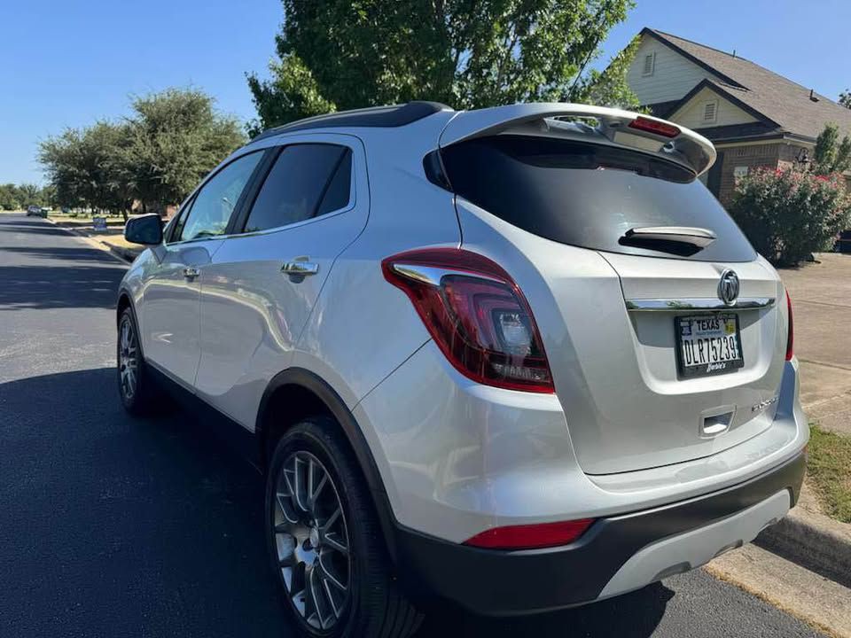2019 Buick Enclave Image 5