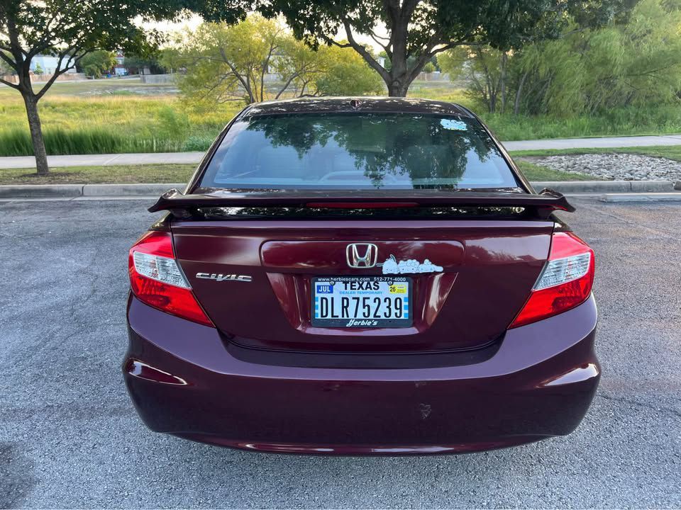 2012 Honda Civic Image 6