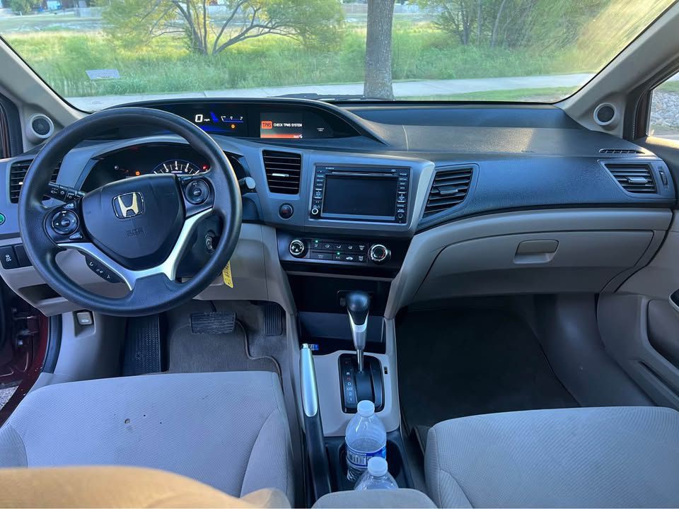 2012 Honda Civic Image 9