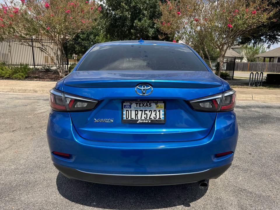 2019 Toyota Yaris Image 6