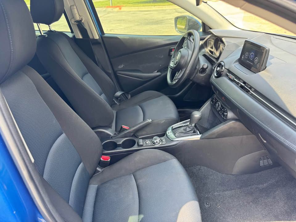 2019 Toyota Yaris Image 10