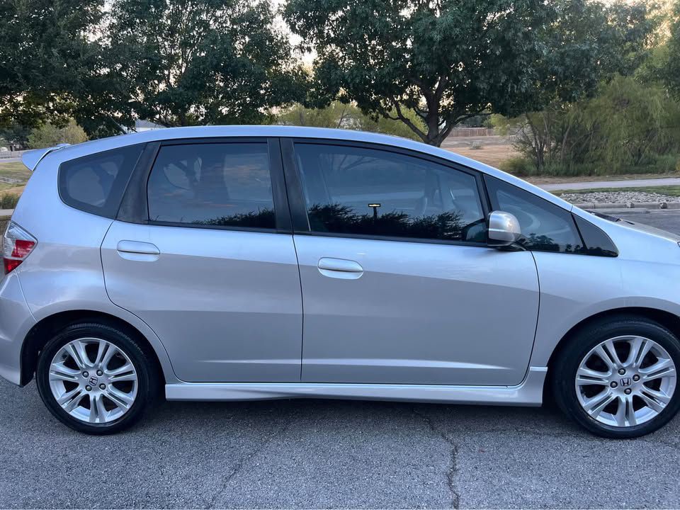 2011 Honda Fit Image 3