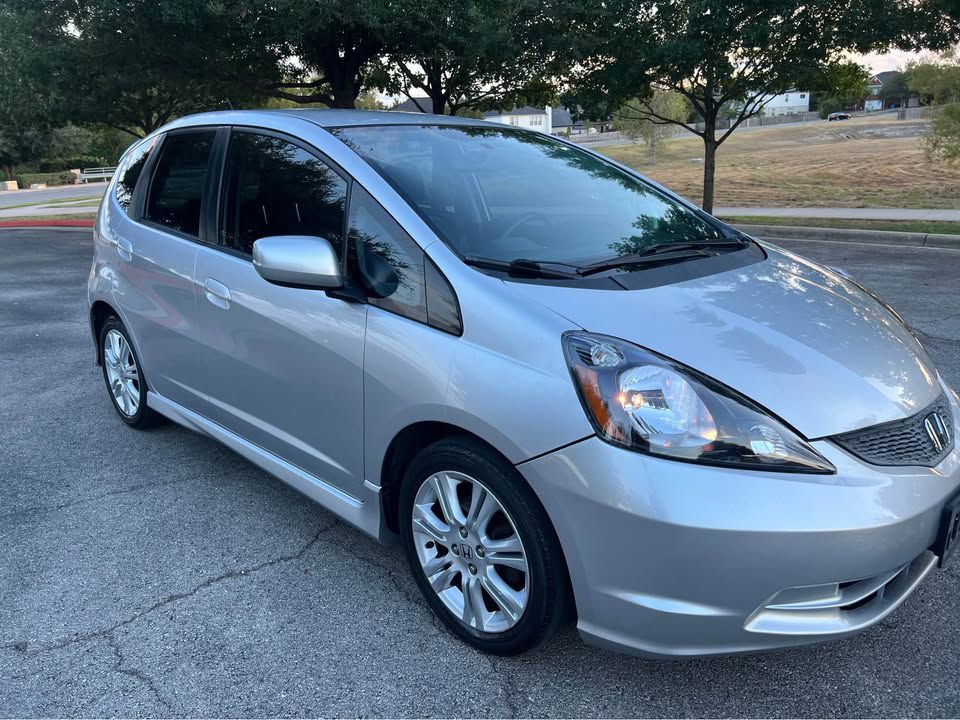 2011 Honda Fit Image 4