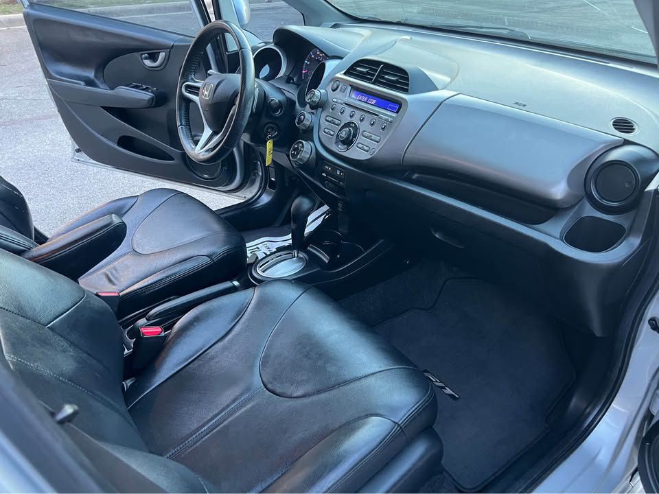 2011 Honda Fit Image 14