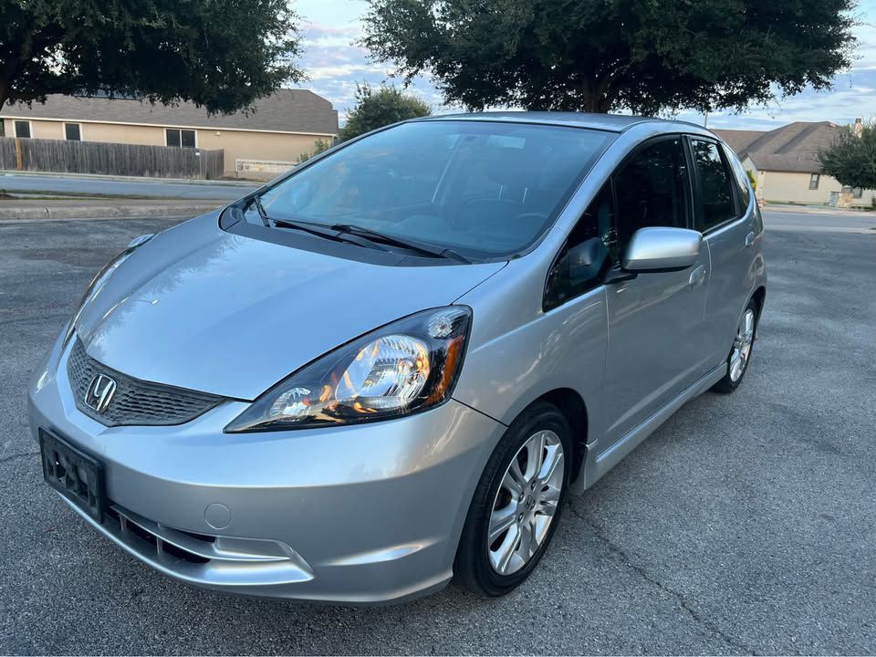 2011 Honda Fit Image 16