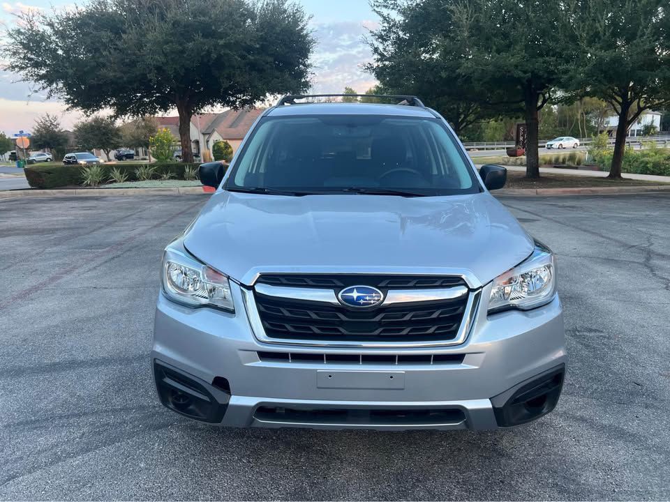 2017 Subaru Forester Image 1
