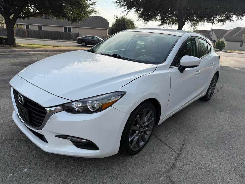 2018 Mazda Mazda3 Image 2