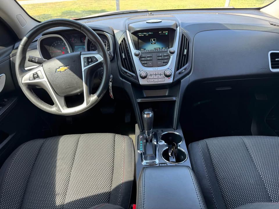 2017 Chevrolet Equinox Image 4