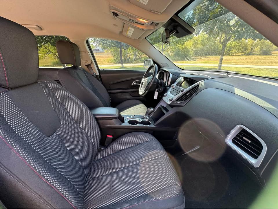 2017 Chevrolet Equinox Image 5