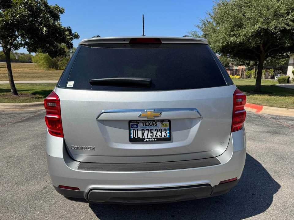 2017 Chevrolet Equinox Image 8