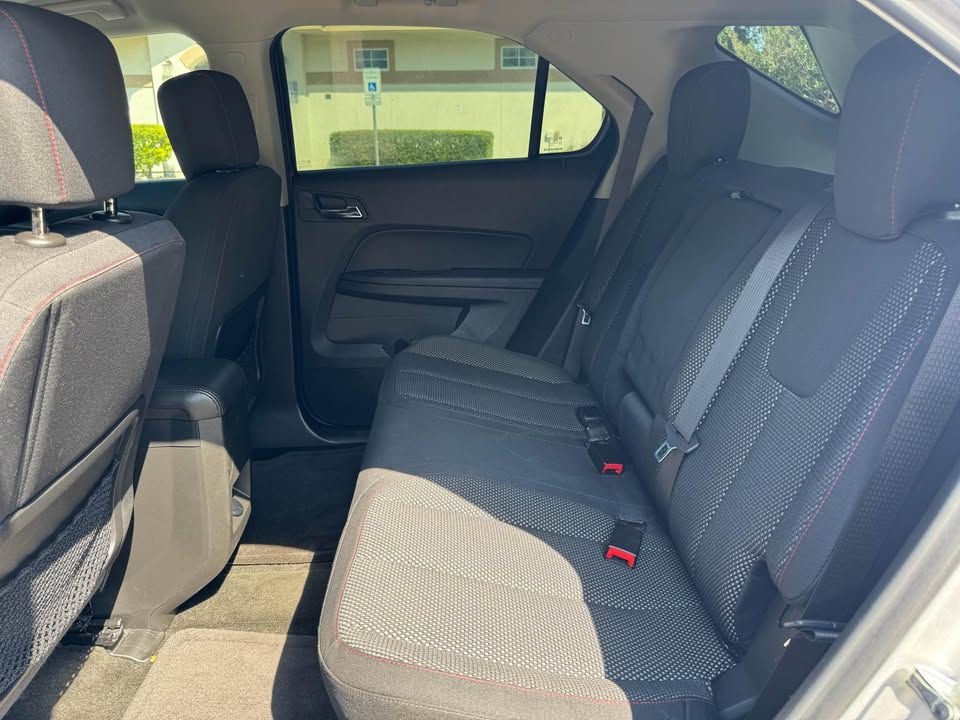 2017 Chevrolet Equinox Image 9