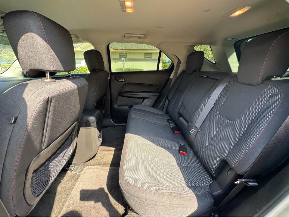 2017 Chevrolet Equinox Image 11