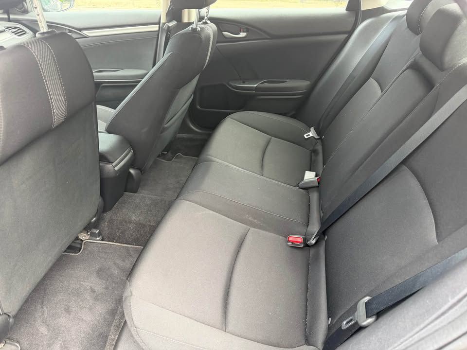 2018 Honda Civic Image 6