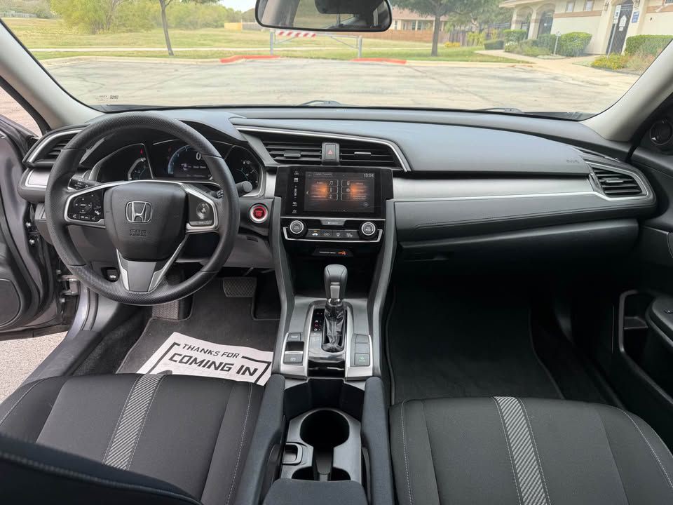 2018 Honda Civic Image 9