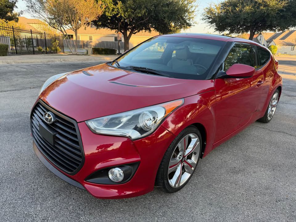 2013 Hyundai Veloster Image 8