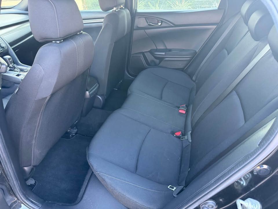 2018 Honda Civic Image 9