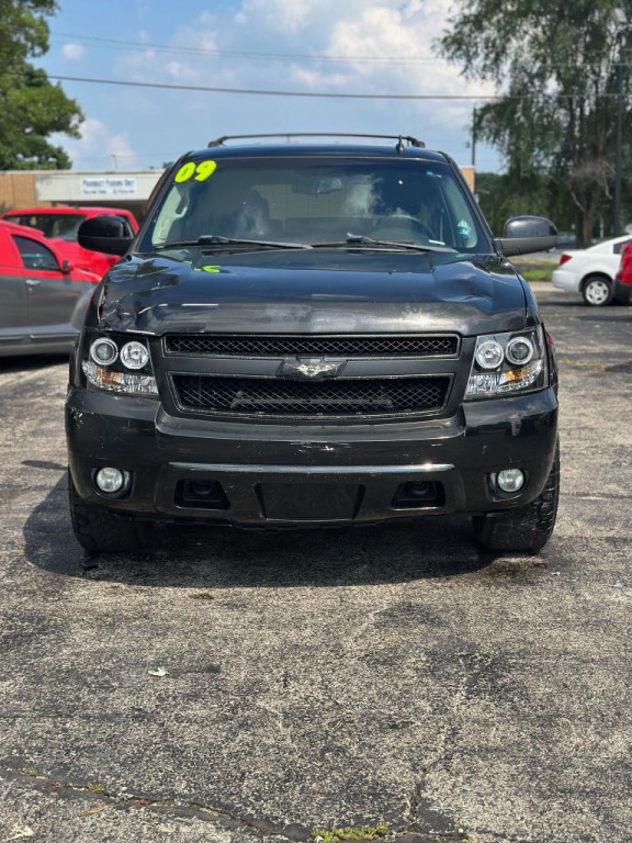 2009 Chevrolet Tahoe Image 2