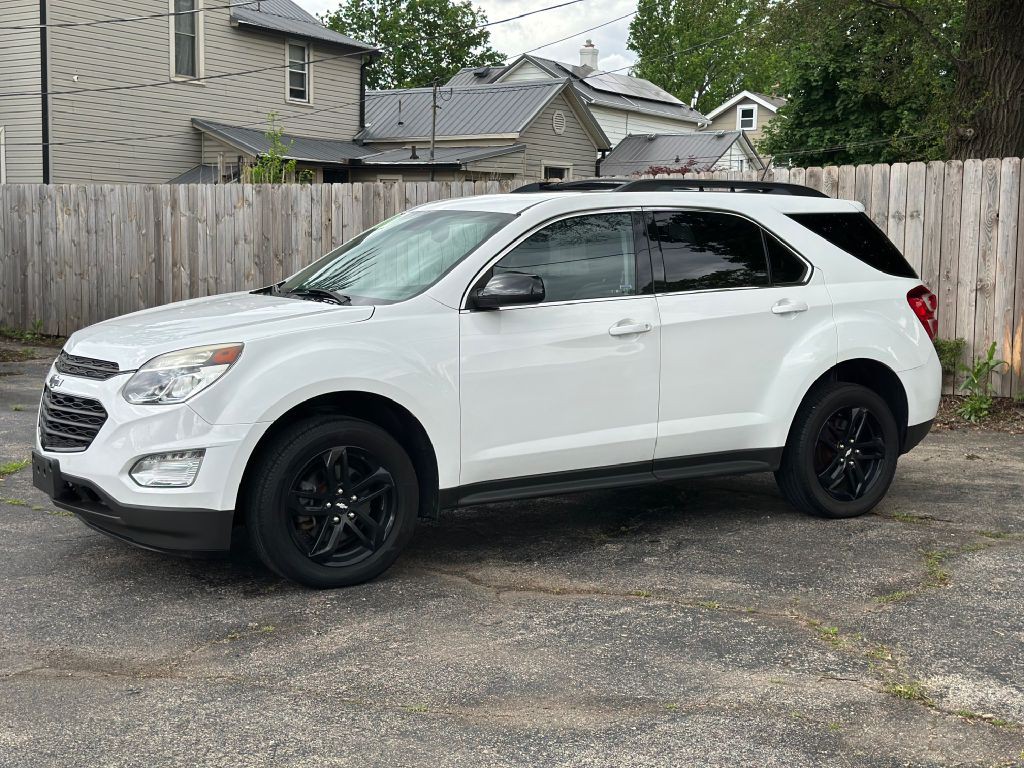 2017 Chevrolet Equinox Image 2