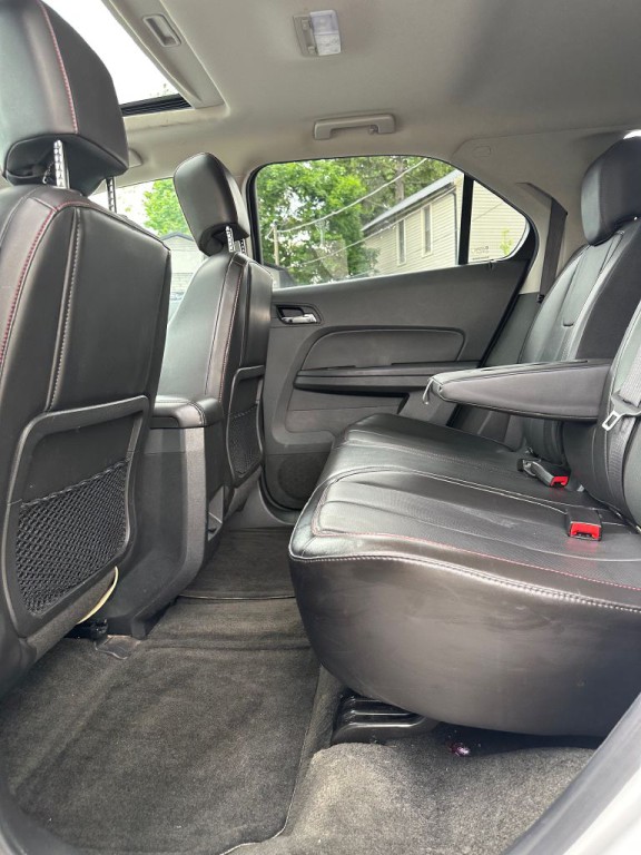 2017 Chevrolet Equinox Image 8