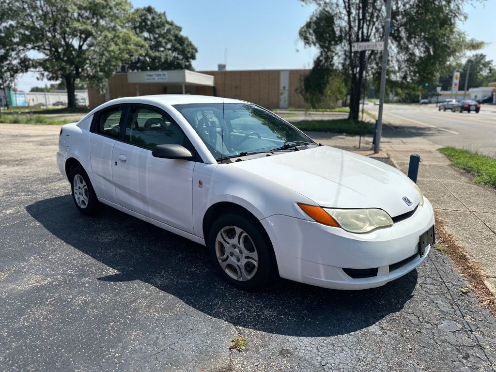 2004 Saturn ION Image 3