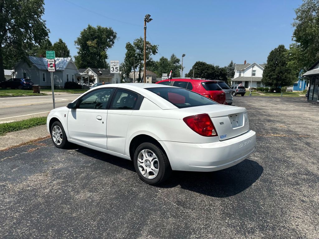 2004 Saturn ION Image 6